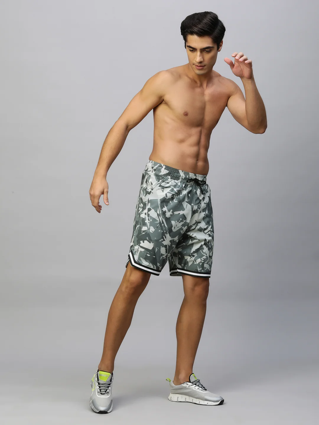 Clover Camo Shorts - Image 5