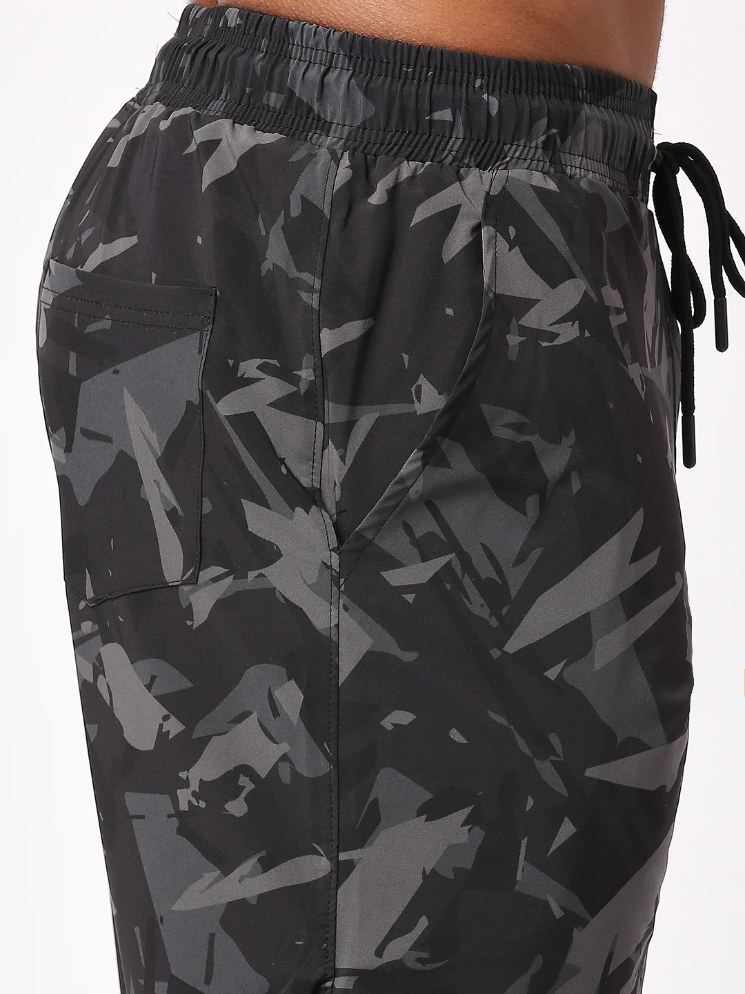 Clover Camo Shorts - Image 7